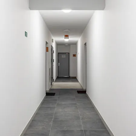3-izb S Klimatizaciou A Parkovanim V Novostavbe Apartamento
