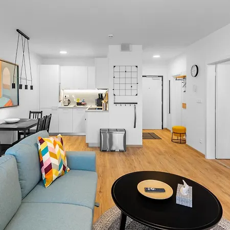 3-izb S Klimatizaciou A Parkovanim V Novostavbe Apartman *